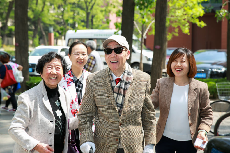 许渊冲先生返校